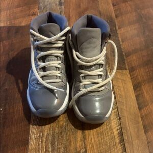 Kids Gray Jordan X 10 High-Top Sneakers - Comfortable Everyday Shoes